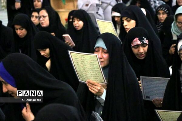 اجتماع دانشجویان دختر سراسر کشور در حرم حضرت معصومه(س)