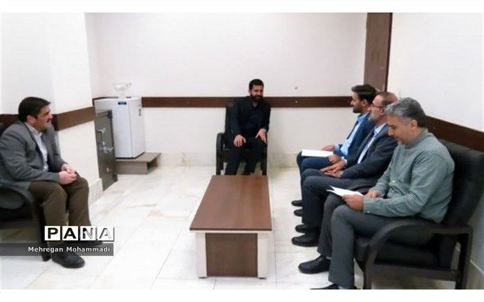 با مراکز آموزشی غیرمجاز به شدت برخورد می‌شود