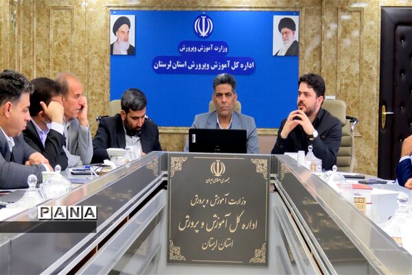 بازدید مدیرکل دفتر توسعه عدالت آموزشی و آموزش عشایر از مدارس و خوابگاه دانش‌آموزان عشایری