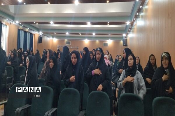 مراسم هفته پیوند اولیاء و مربیان در دبیرستان عدالت جوادآباد