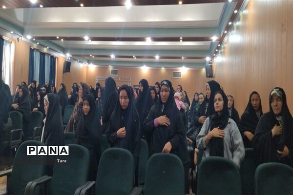 مراسم هفته پیوند اولیاء و مربیان در دبیرستان عدالت جوادآباد