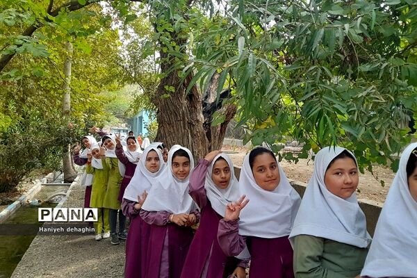 اردوهای مثبت هشتادی ها در اردوگاه شهید علی مظفر پاکدشت