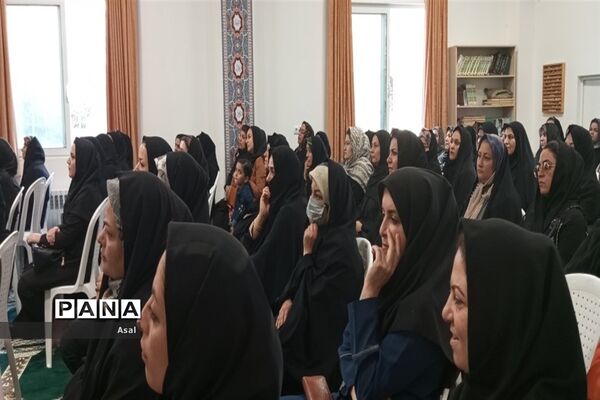 اولین جلسه انجمن و اولیا در دبیرستان فرهنگ مرحوم فخرایی شهرستان کاشمر