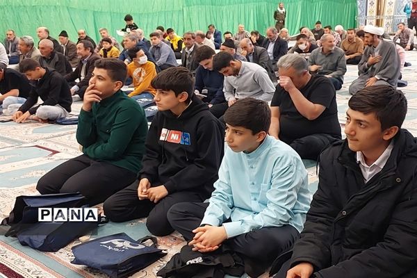 راهپیمایی ضد صهیونیستی دانش‌آموزان و فرهنگیان صفادشت در حمایت از مردم فلسطین