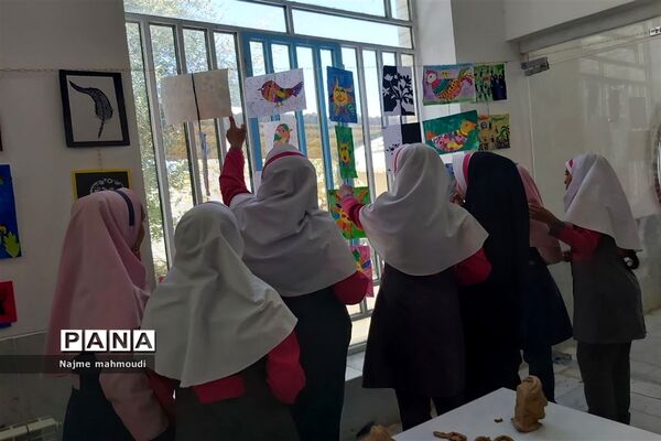 بازدید دانش‌آموزان از کانون پرورشی فکری کودکان دبستان غفاری