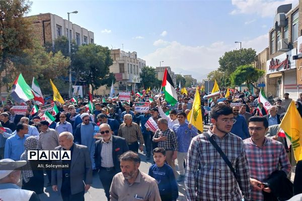 راهپیمایی مردم استان مرکزی در حمایت از مقاومت فلسطین