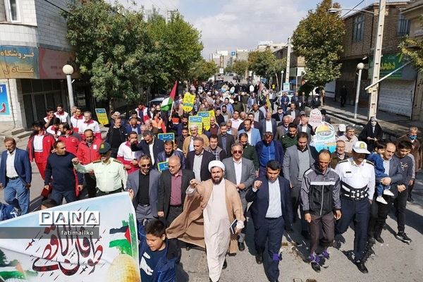 راهپیمایی مردم شهرستان فیروزکوه در حمایت از مردم مظلوم فلسطین