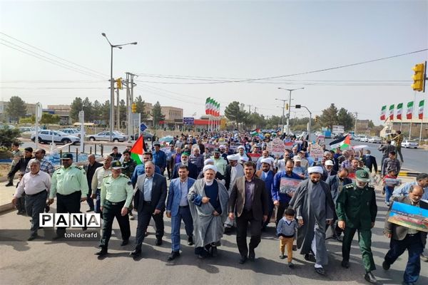 راهپیمایی مردم خراسان جنوبی در حمایت از عملیات طوفان الاقصی