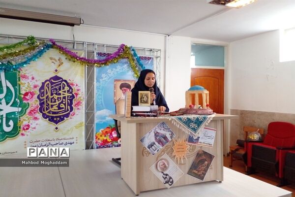 مراسم حافظ خوانی در دبیرستان شهیده قزوینی منطقه ۱۳