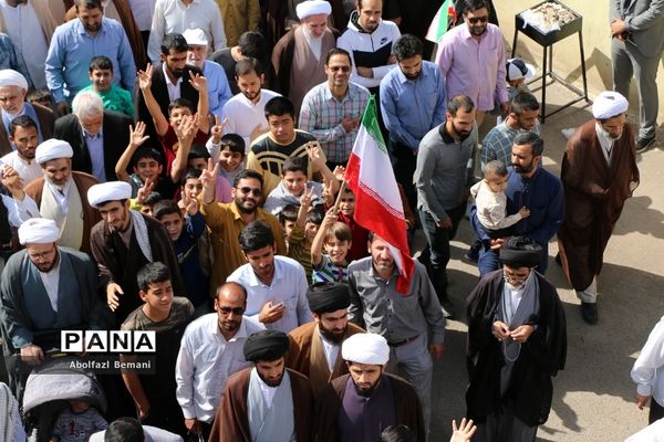 راهپیمایی مردم قم در حمایت از مبارزان فلسطینی