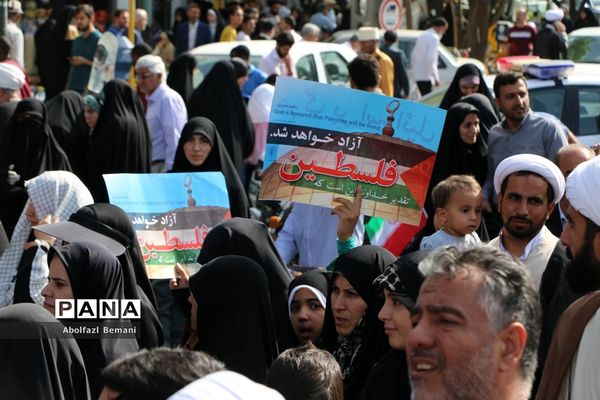 راهپیمایی مردم قم در حمایت از مبارزان فلسطینی