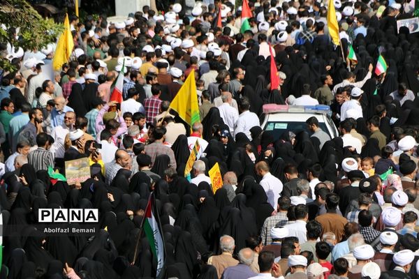 راهپیمایی مردم قم در حمایت از مبارزان فلسطینی