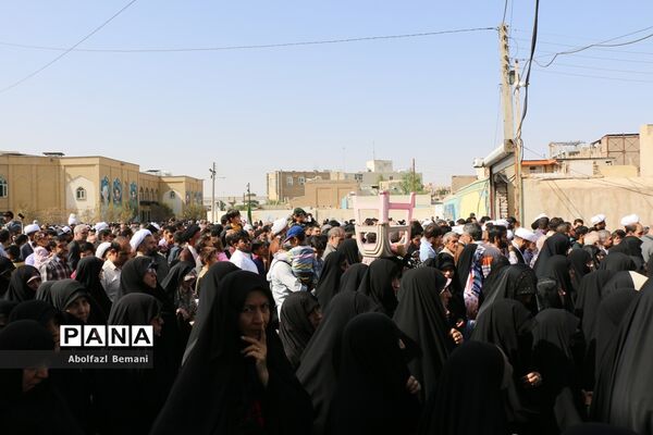 راهپیمایی مردم قم در حمایت از مبارزان فلسطینی