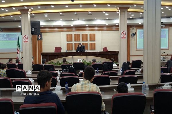 آیین افتتاحیه مسابقه درس‌هایی از قرآن در قم