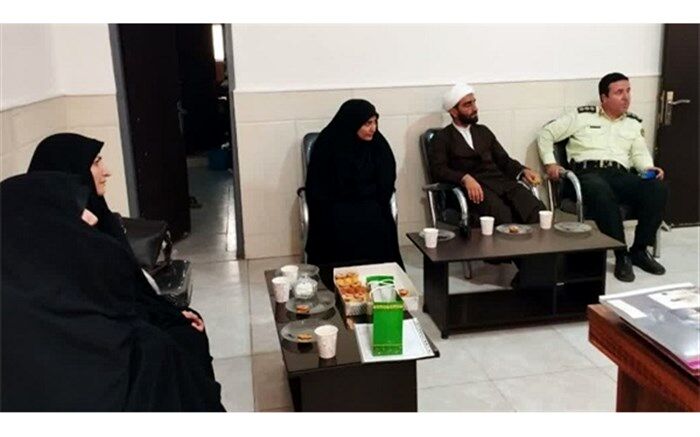 قدردانی مسئولان مدرسه شهیدین فاطمی قم از نیروی انتظامی