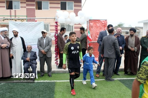 افتتاح چمن مصنوعی دبیرستان امام صادق (,ع) گلوگاه