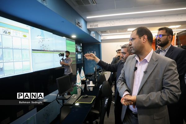 آیین رونمایی از نسخه جدید شبکه شاد