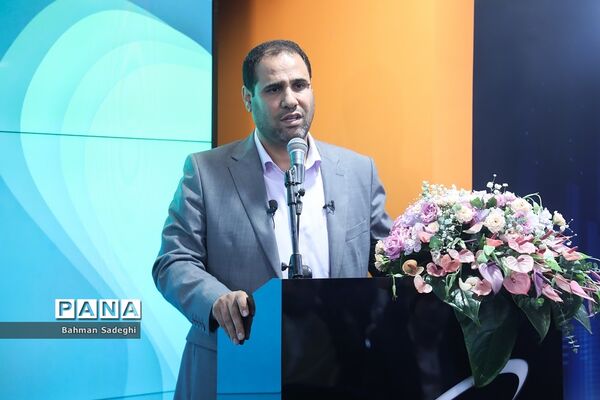 آیین رونمایی از نسخه جدید شبکه شاد