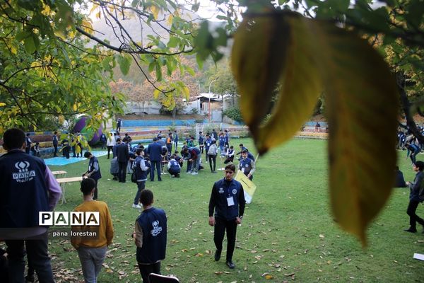 برگزاری بازی‌های تاما توسط دانش‌آموزخبرنگاران پانای لرستان در اردوگاه شهید باهنر تهران