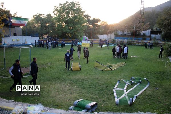 برگزاری بازی‌های تاما توسط دانش‌آموزخبرنگاران پانای لرستان در اردوگاه شهید باهنر تهران