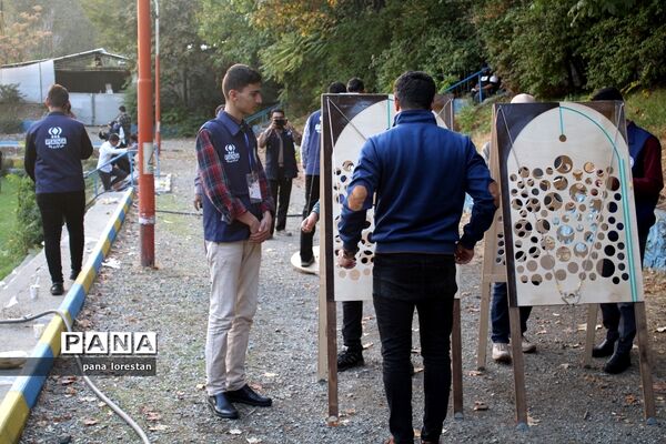 برگزاری بازی‌های تاما توسط دانش‌آموزخبرنگاران پانای لرستان در اردوگاه شهید باهنر تهران