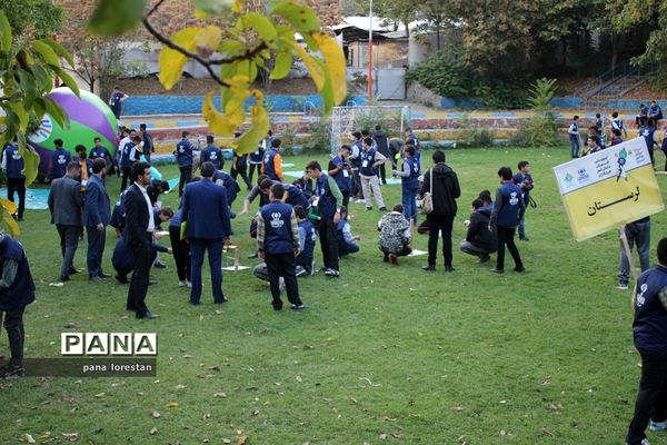 برگزاری بازی‌های تاما توسط دانش‌آموزخبرنگاران پانای لرستان در اردوگاه شهید باهنر تهران
