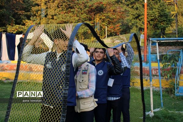 برگزاری بازی‌های تاما توسط دانش‌آموزخبرنگاران پانای لرستان در اردوگاه شهید باهنر تهران