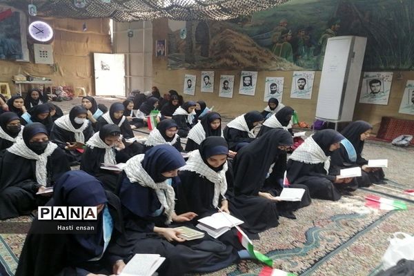 بازدید از معراج شهدا خراسان رضوی توسط دانش آموزان دبیرستان محجوب