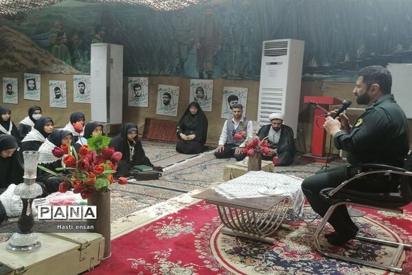بازدید از معراج شهدا خراسان رضوی توسط دانش آموزان دبیرستان محجوب
