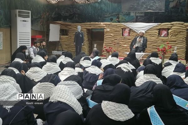 بازدید از معراج شهدا خراسان رضوی توسط دانش آموزان دبیرستان محجوب
