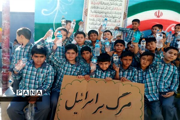 برگزاری پویش طوفان آب و میز مهربانی در مدارس پسرانه شهرستان پیشوا