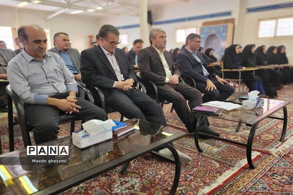 کارگاه آموزشی مدیران متوسطه ناحیه۲ زنجان