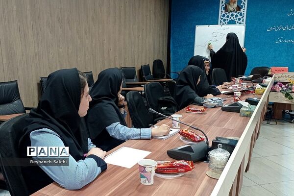 برگزاری طرح هر مدرسه یک خبرنگار در ناحیه ۲ بهارستان