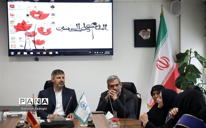 دانش‌آموزان همیار مشاور خطرات و اثرات «هوش مصنوعی» را بررسی کنند