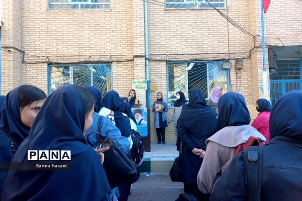 هفته بهداشت‌روان در دبیرستان آزاده رودهن