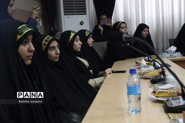«روایت مهر» مروری بر زندگی دانش‌آموزان شهیده آذربایجان شرقی
