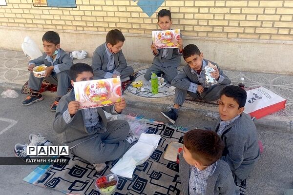 برگزاری روز جهانی غذا در مدارس کهریزک