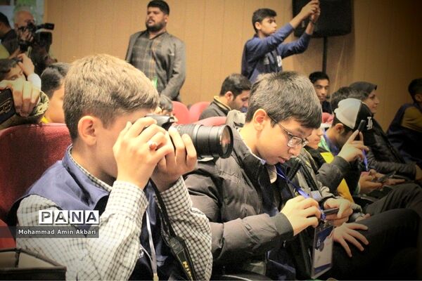 حضور پسران خبرنگار پانا شهرستان‌های تهران در اردوی ملی آموزش دانش‌آموز خبرنگاران