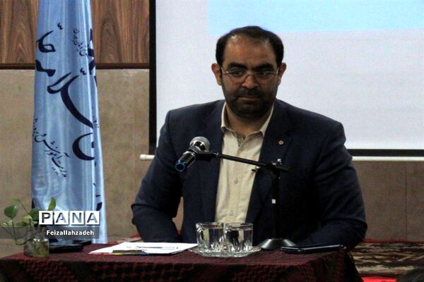 هفتمین جلسه سوم شخص جمع در دبیرستان علامه حلی ۱۰