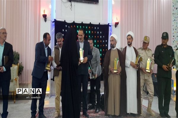 آیین تجلیل از نخبگان و افتخار آفرینان کنکور سراسری ۱۴۰۲ هزار مسجد-شهرستان کلات