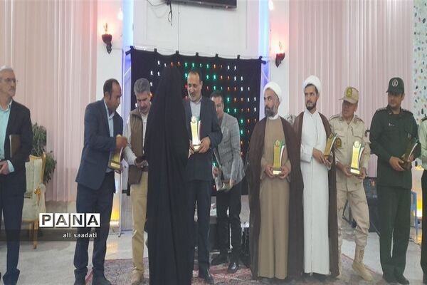 آیین تجلیل از نخبگان و افتخار آفرینان کنکور سراسری ۱۴۰۲ هزار مسجد-شهرستان کلات