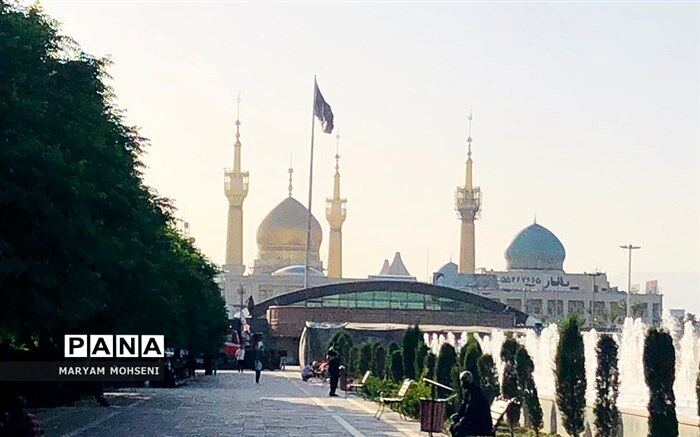 تجدید میثاق مسئولان انجمن اولیا و مربیان با آرمان‌های امام راحل