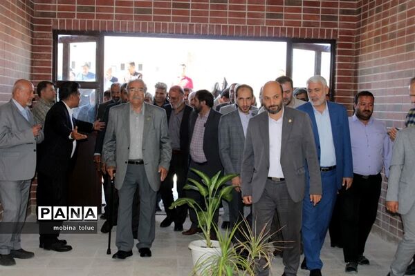 افتتاح هنرستان خیرساز کریمی زندی در ناحیه یک بهارستان