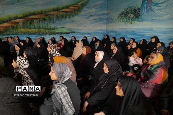 اولین جلسه اولیا مربیان در دبیرستان دخترانه استاد شهریار