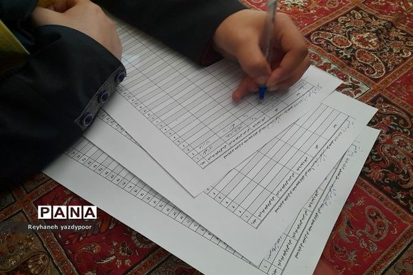 اولین جلسه اولیا مربیان در دبیرستان دخترانه استاد شهریار