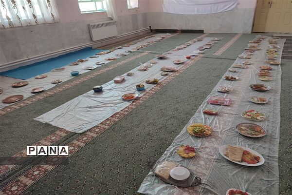 روز جهانی غذا در دبستان شهید مدنی