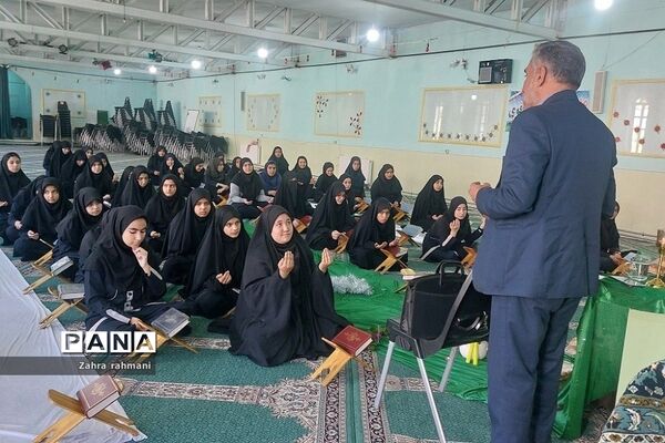 مراسم ولادت حضرت‌ عبدالعظیم حسنی(ع) در دبیرستان حجاب ناحیه‌یک شهرری