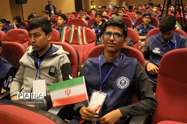 حضور 32 دانش‌آموز خبرنگار استان کرمان در اردوی ملی خبرنگاران