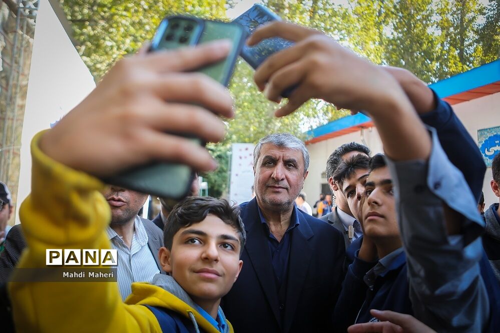 دانش‌آموزخبرنگاران پانا در راه مقابله با ظلمت و سیاهی قدم گذاشته‌اند