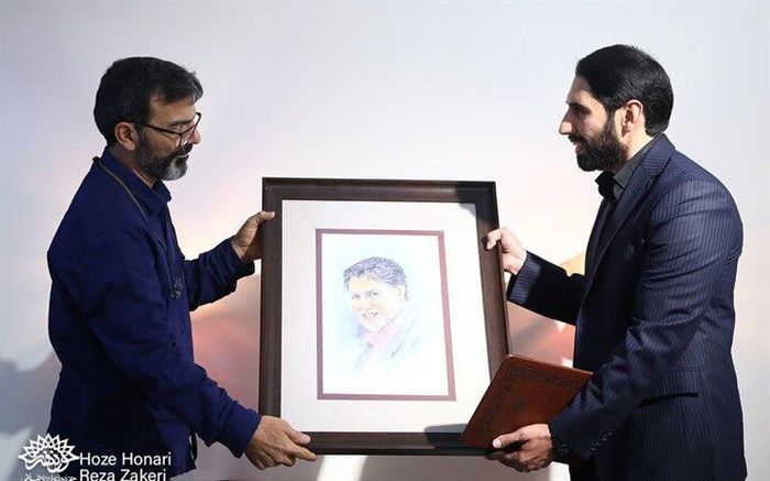 نمایشگاه نقاشی «آبی آسمانی» افتتاح شد